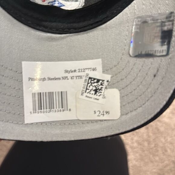Steelers youth black hat! Adjustable! - Picture 6 of 7